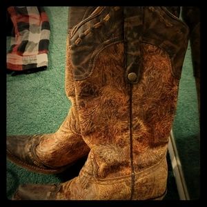 Corral boots